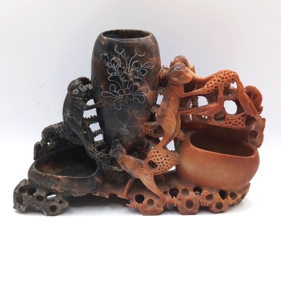 Vintage Asian Chinese Carved Soapstone Monkey Animal Vase - Brush Pot - Display - Picture 2 of 13